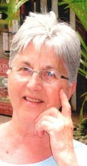 Servant, Yvette