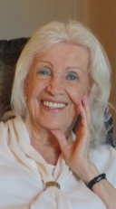 Vaillancourt Renaud, Pierrette